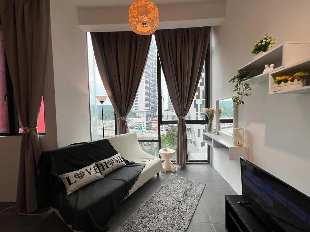 公寓 Luminous Home Empire Damansara 八打灵再也